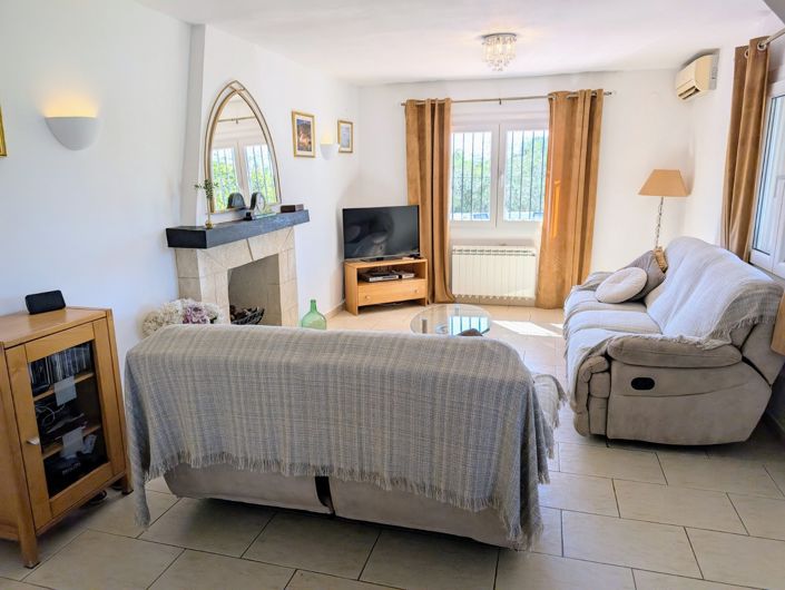 Image No.8-2 Bed Villa for sale