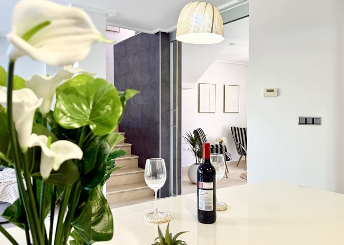 Image No.10-4 Bed Villa for sale