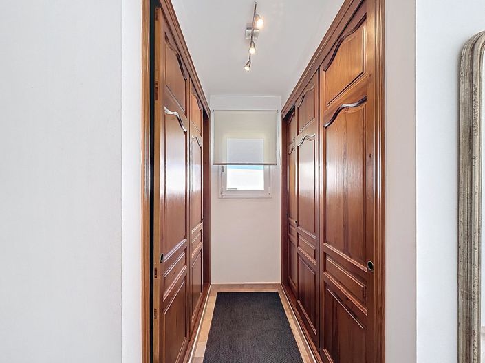 Image No.21-4 Bed Villa for sale