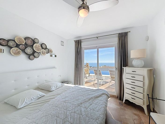 Image No.24-4 Bed Villa for sale