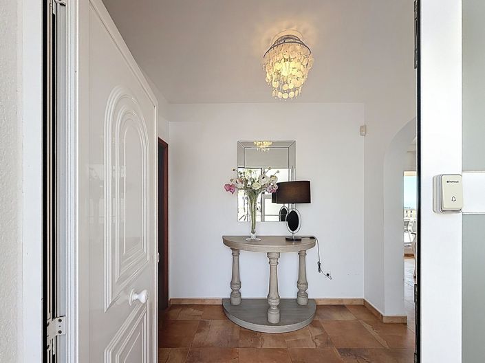 Image No.4-4 Bed Villa for sale