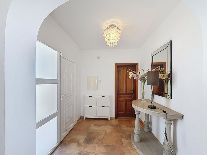 Image No.5-4 Bed Villa for sale