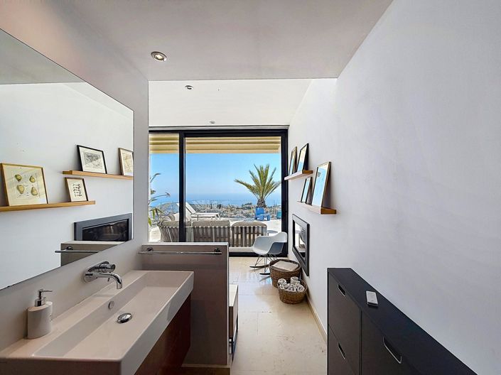 Image No.32-4 Bed Villa for sale