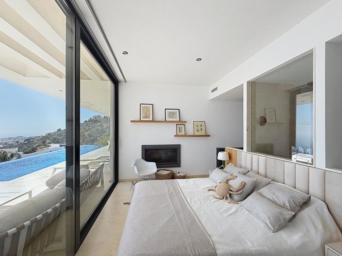 Image No.36-4 Bed Villa for sale