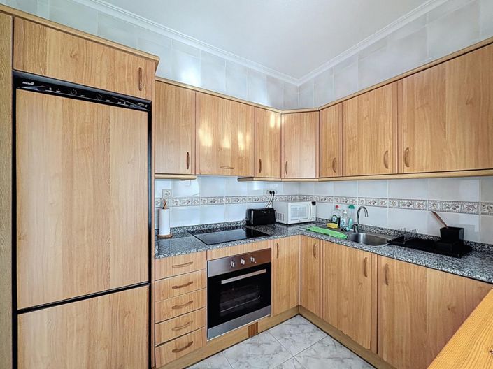 Image No.10-2 Bed Villa for sale