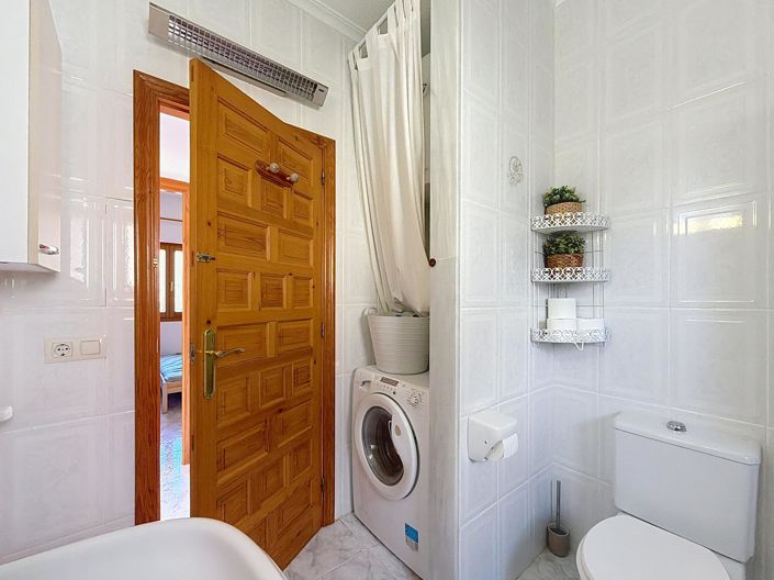 Image No.21-2 Bed Villa for sale