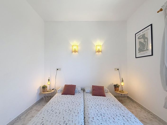 Image No.23-2 Bed Villa for sale