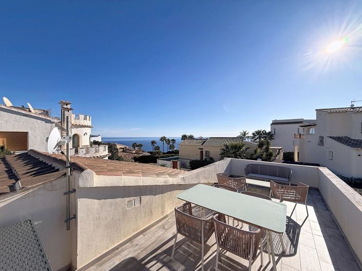 Image No.28-2 Bed Villa for sale