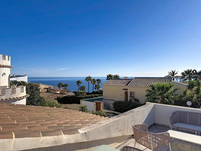 Image No.29-2 Bed Villa for sale