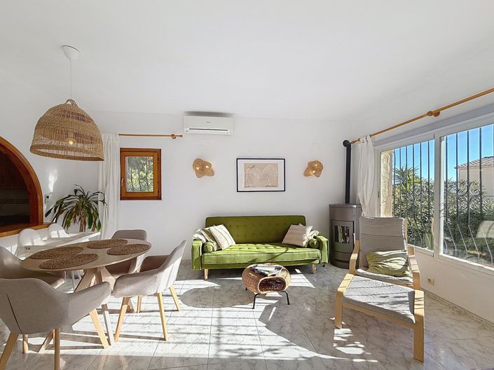 Image No.6-2 Bed Villa for sale