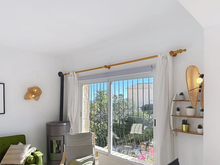 Image No.7-2 Bed Villa for sale