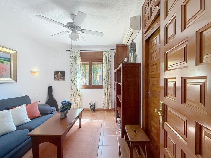 Image No.20-3 Bed Villa for sale