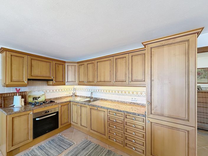 Image No.38-3 Bed Villa for sale