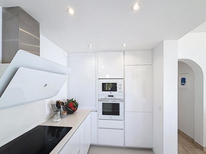 Image No.11-4 Bed Villa for sale