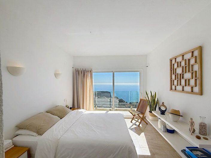 Image No.13-4 Bed Villa for sale