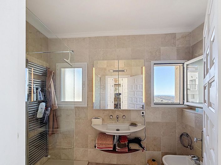 Image No.16-4 Bed Villa for sale