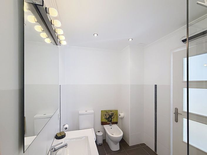 Image No.37-4 Bed Villa for sale