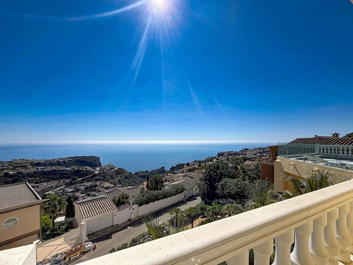 Image No.40-4 Bed Villa for sale