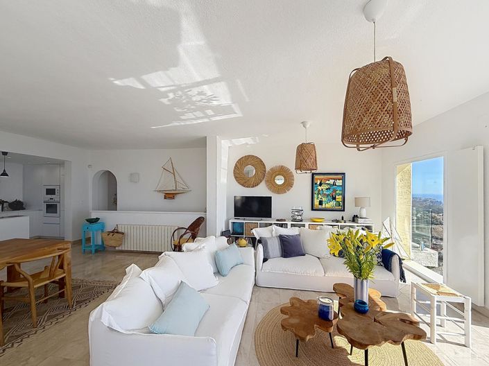 Image No.7-4 Bed Villa for sale