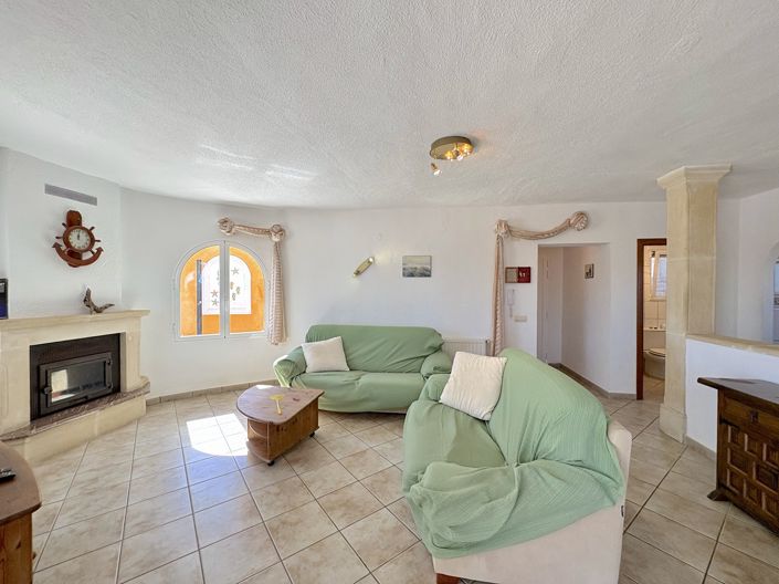 Image No.12-4 Bed Villa for sale