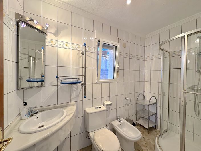 Image No.13-4 Bed Villa for sale