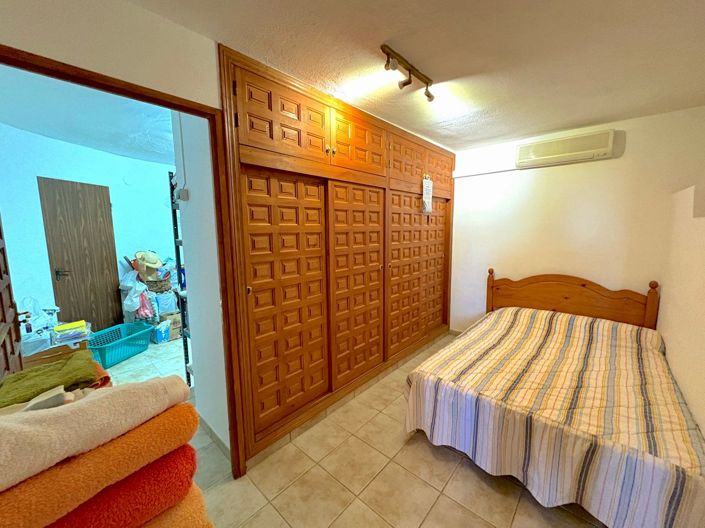 Image No.26-4 Bed Villa for sale