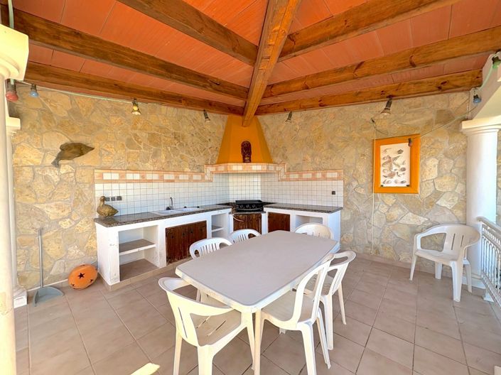 Image No.30-4 Bed Villa for sale