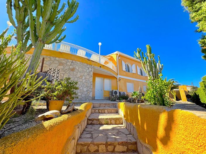 Image No.38-4 Bed Villa for sale