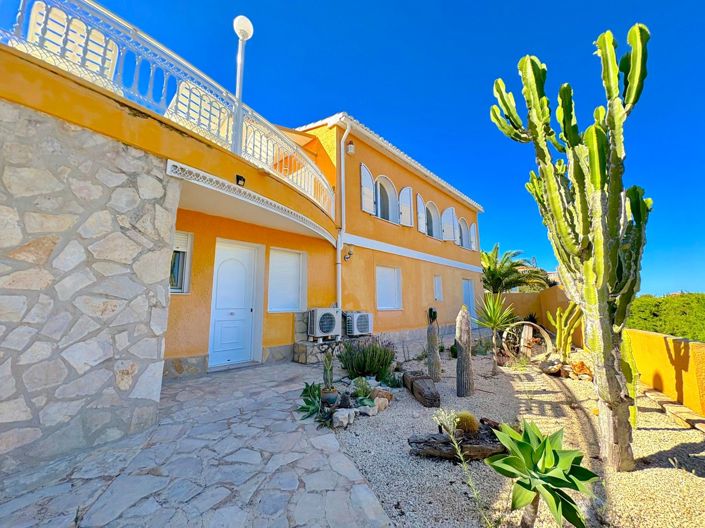 Image No.39-4 Bed Villa for sale