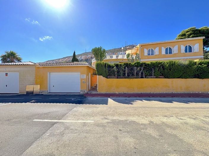 Image No.40-4 Bed Villa for sale