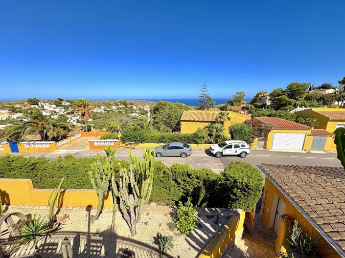 Image No.43-4 Bed Villa for sale