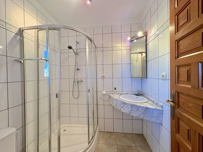 Image No.50-4 Bed Villa for sale