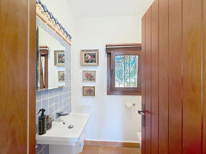 Image No.17-4 Bed Villa for sale