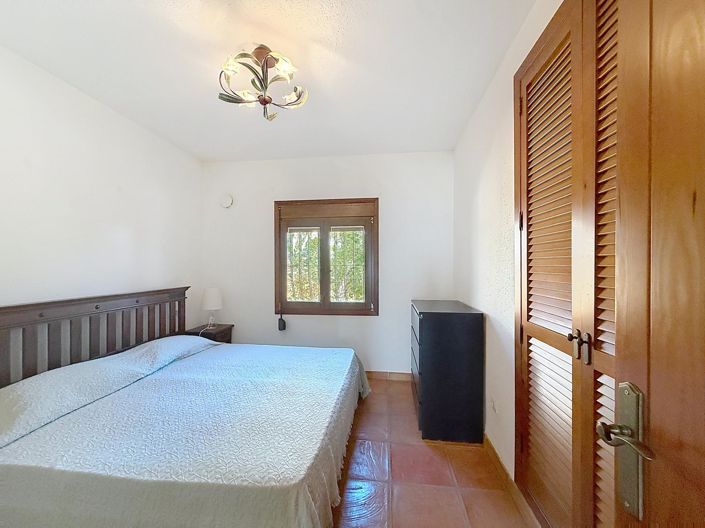 Image No.19-4 Bed Villa for sale