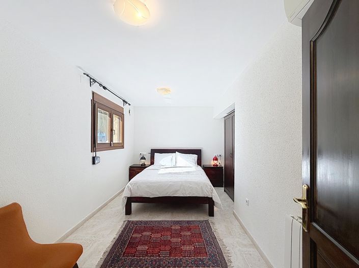 Image No.49-4 Bed Villa for sale