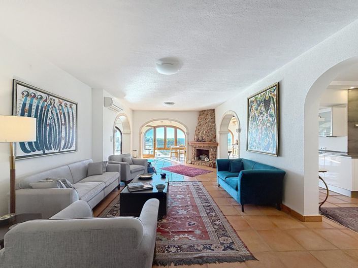 Image No.9-4 Bed Villa for sale