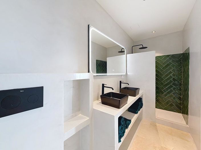 Image No.18-5 Bed Villa for sale