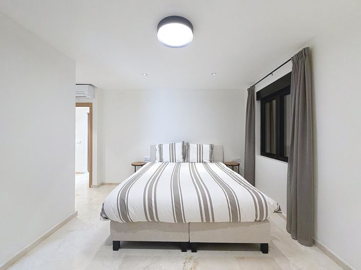 Image No.22-5 Bed Villa for sale