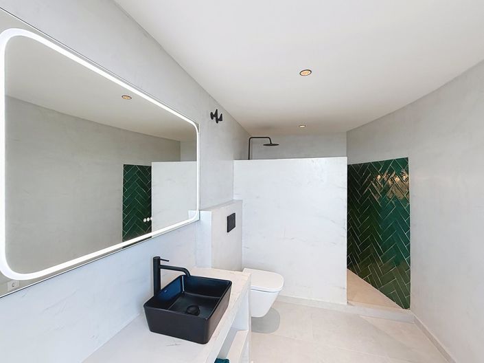 Image No.36-5 Bed Villa for sale