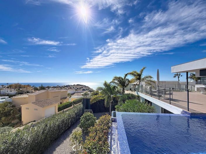 Image No.15-4 Bed Villa for sale