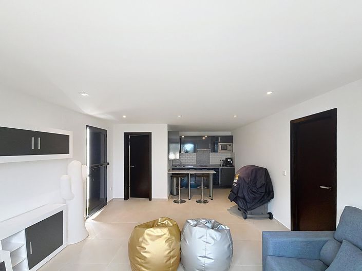 Image No.35-4 Bed Villa for sale