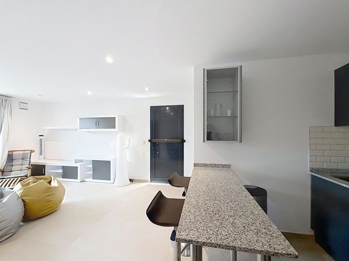 Image No.36-4 Bed Villa for sale