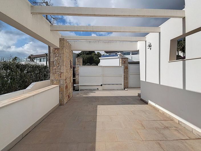 Image No.48-4 Bed Villa for sale