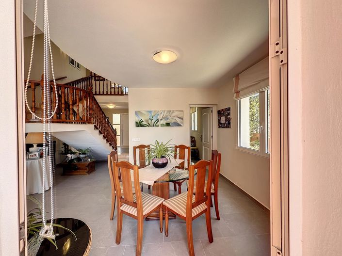 Image No.11-4 Bed Villa for sale