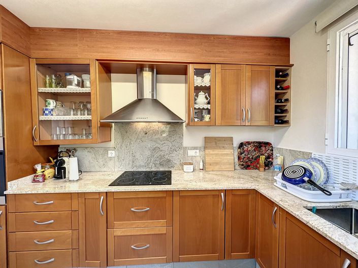 Image No.12-4 Bed Villa for sale