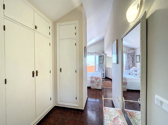 Image No.22-4 Bed Villa for sale