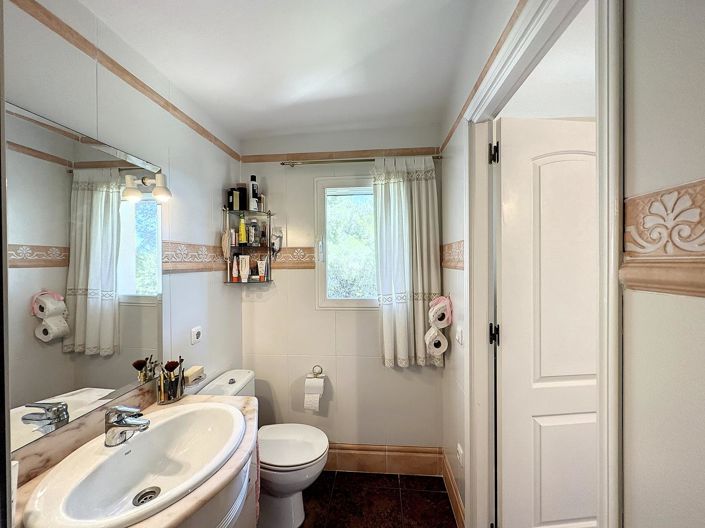 Image No.28-4 Bed Villa for sale