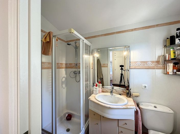 Image No.29-4 Bed Villa for sale