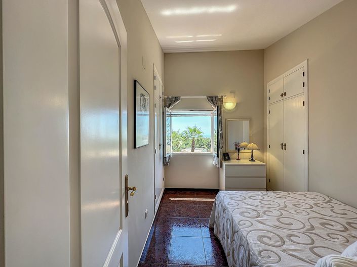 Image No.36-4 Bed Villa for sale