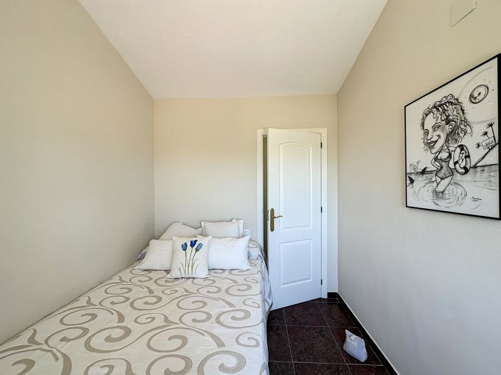 Image No.37-4 Bed Villa for sale